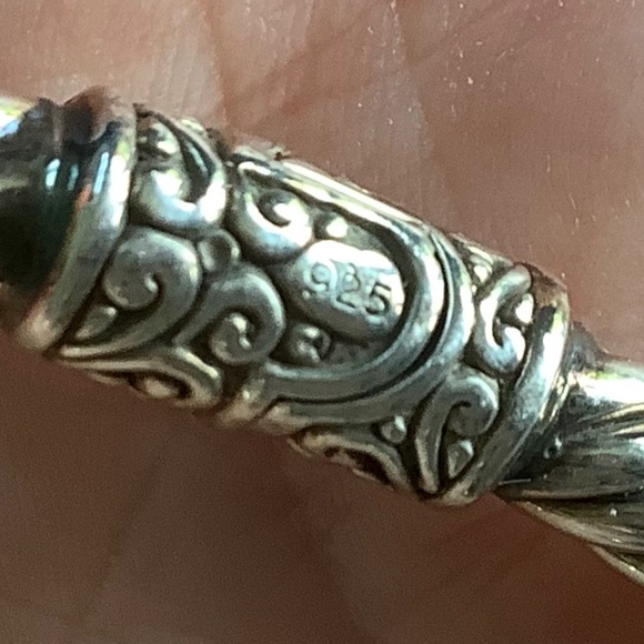 Stunning 925 Green Amethyst Hinged Bangle - Picture 7 of 8